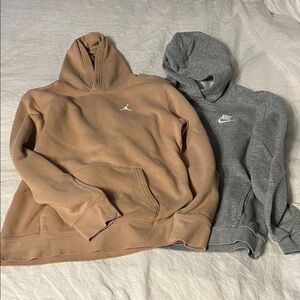 Nike Kids Hoodies in Brown and Gray with White Logos